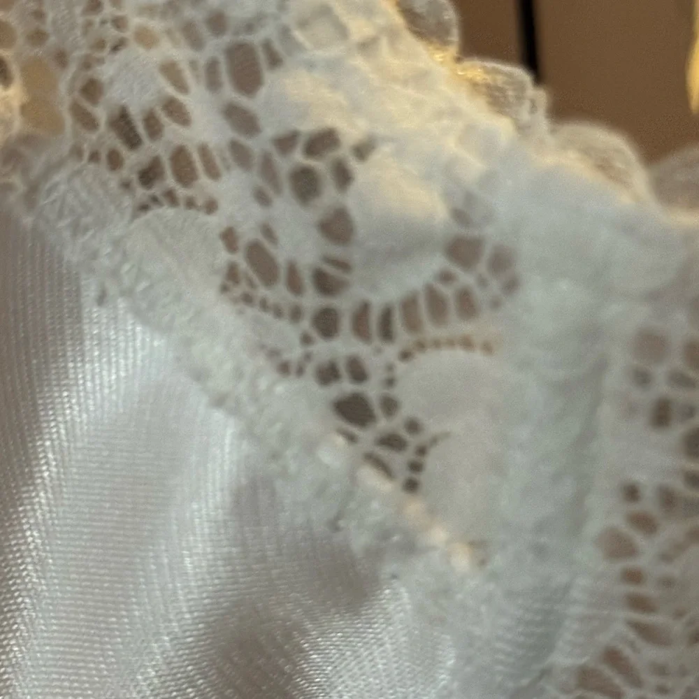 Underscore White Bra 36C - Picture 2 of 4